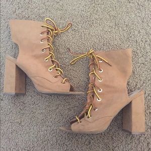 Camel Booties